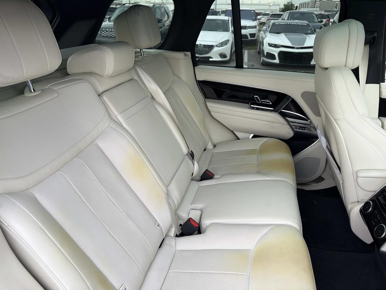 Used 2023 Land Rover Range Rover SE AWD/4WD image 9