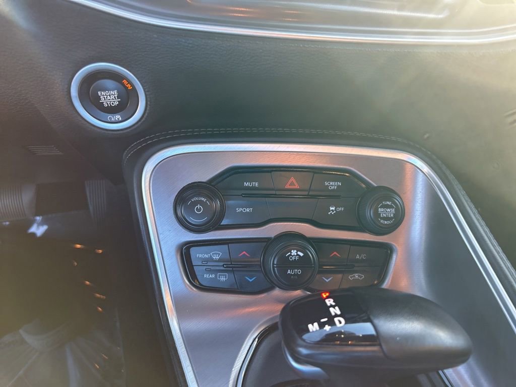 Certified 2022 Dodge Challenger SXT w/ Blacktop Package image 34
