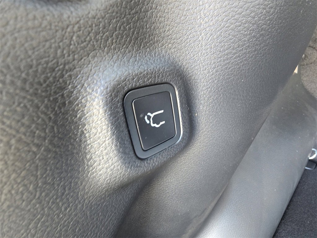 New 2026 Jeep Compass Trailhawk image 14