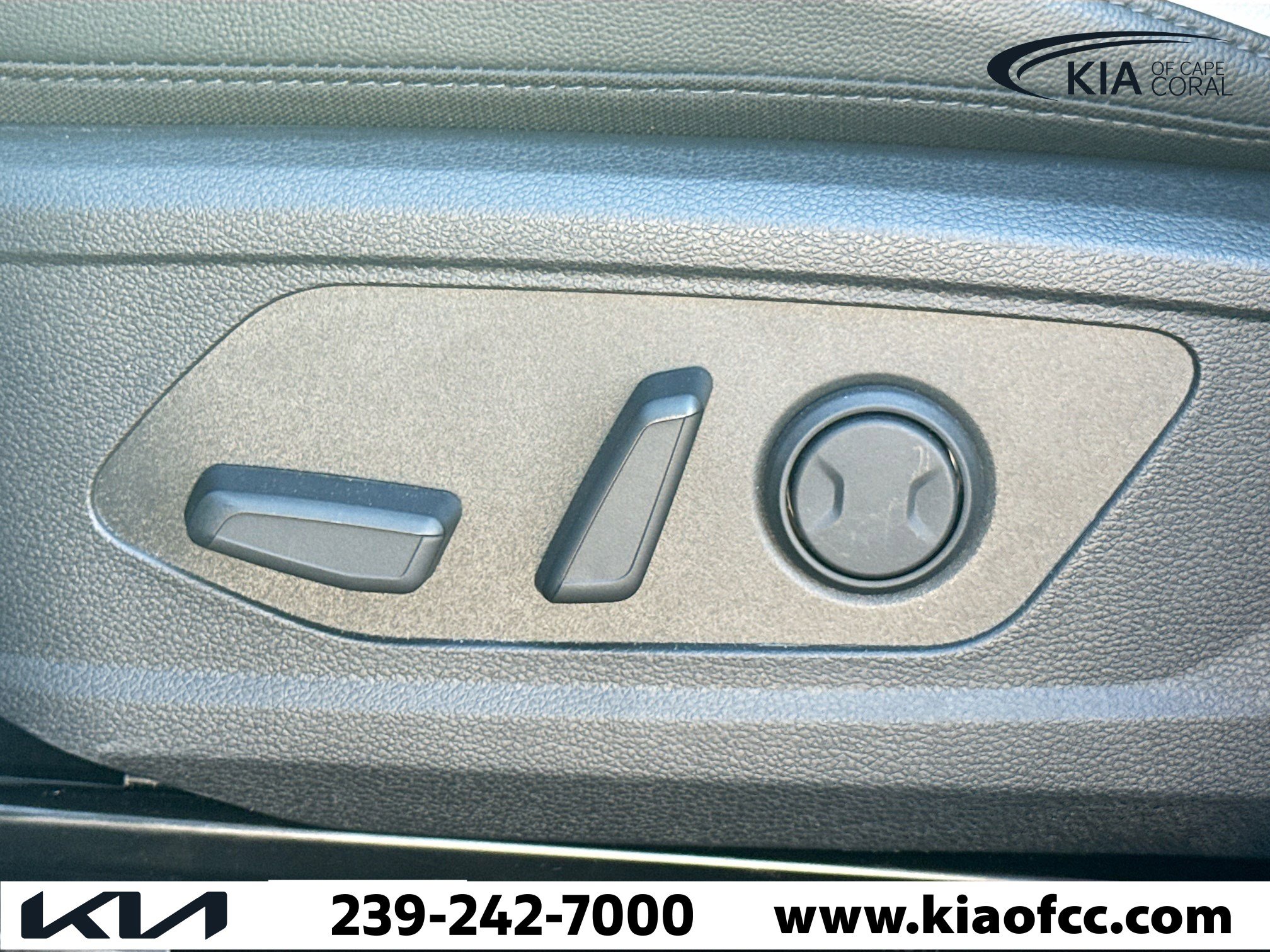 Used 2026 Kia Sportage EX image 24