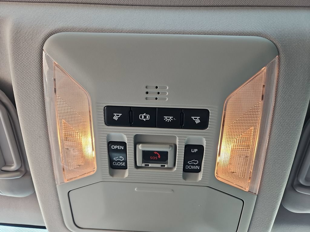 Used 2020 Toyota RAV4 Limited w/ Limited Grade Weather Package AWD/4WD image 22