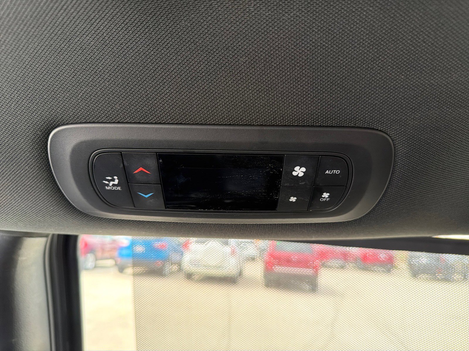 Used 2025 Chrysler Pacifica Select FWD image 26