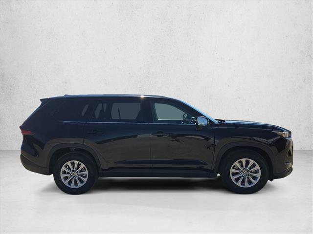 Used 2025 Toyota Grand Highlander AWD image 4