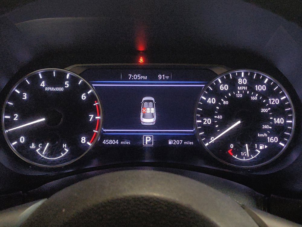 Used 2025 Nissan Sentra SR FWD image 23