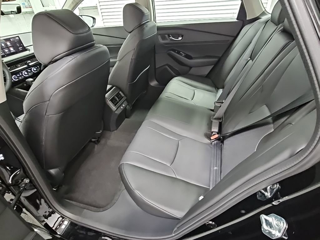 New 2026 Honda Accord Touring image 33