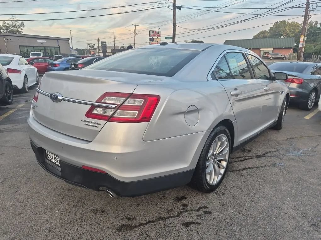Used 2013 Ford Taurus Limited FWD image 6