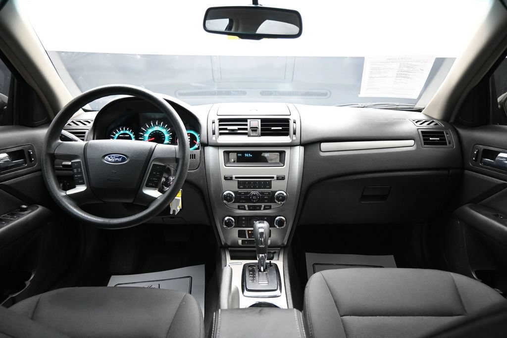 Used 2010 Ford Fusion SE FWD image 14