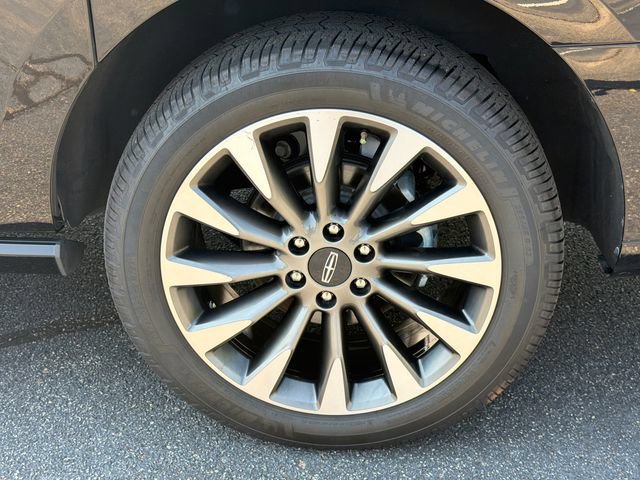 Used 2021 Lincoln Navigator L Reserve w/ Luxury Package AWD/4WD image 22