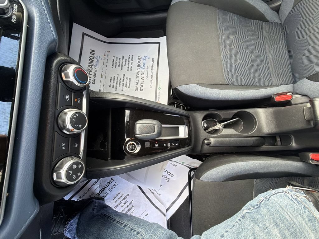 Used 2024 Nissan Versa SV FWD image 19