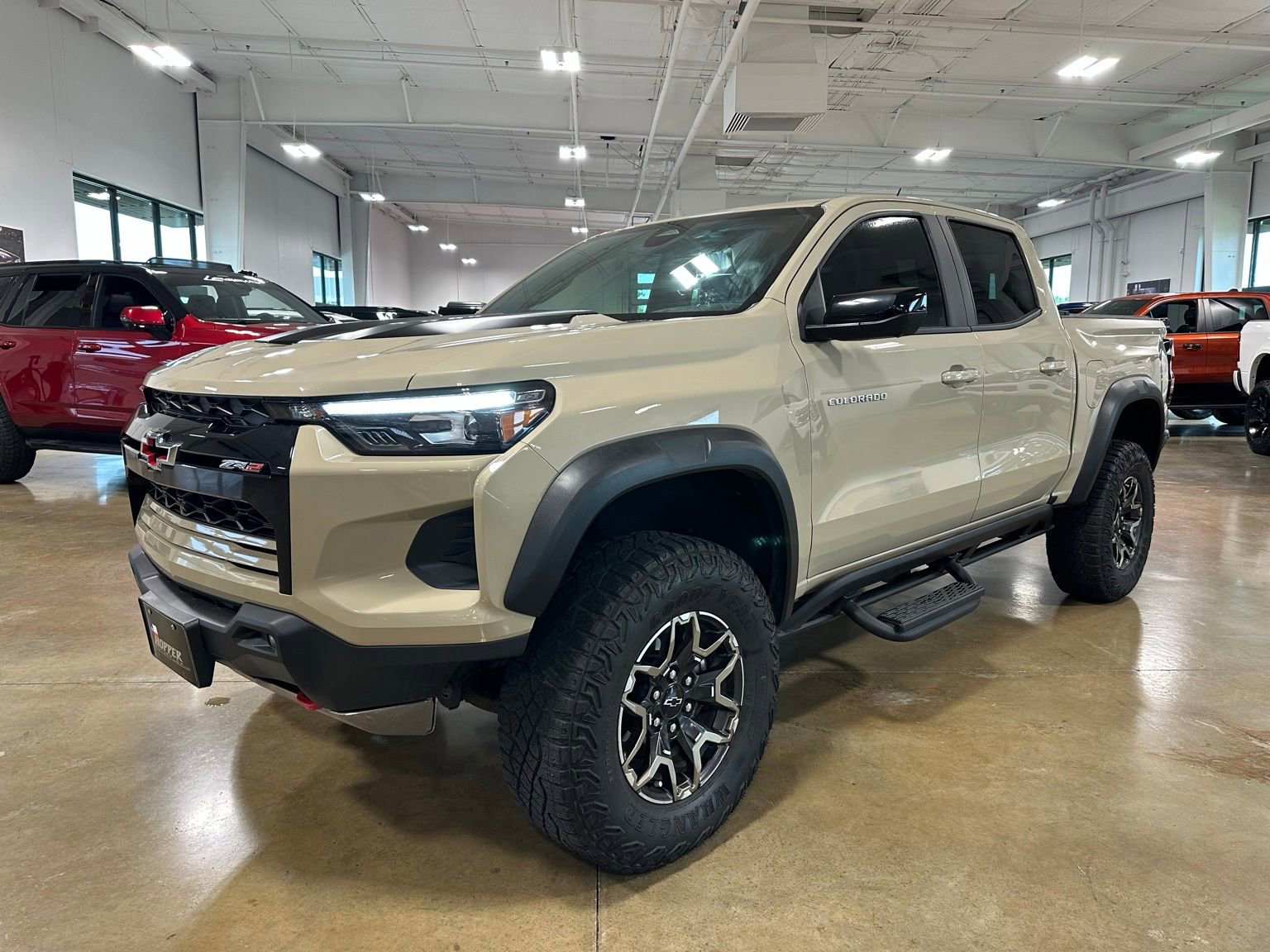 Used 2023 Chevrolet Colorado ZR2 w/ ZR2 Convenience Package III AWD/4WD image 3