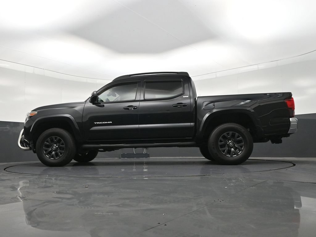 Used 2021 Toyota Tacoma SR5 RWD image 24