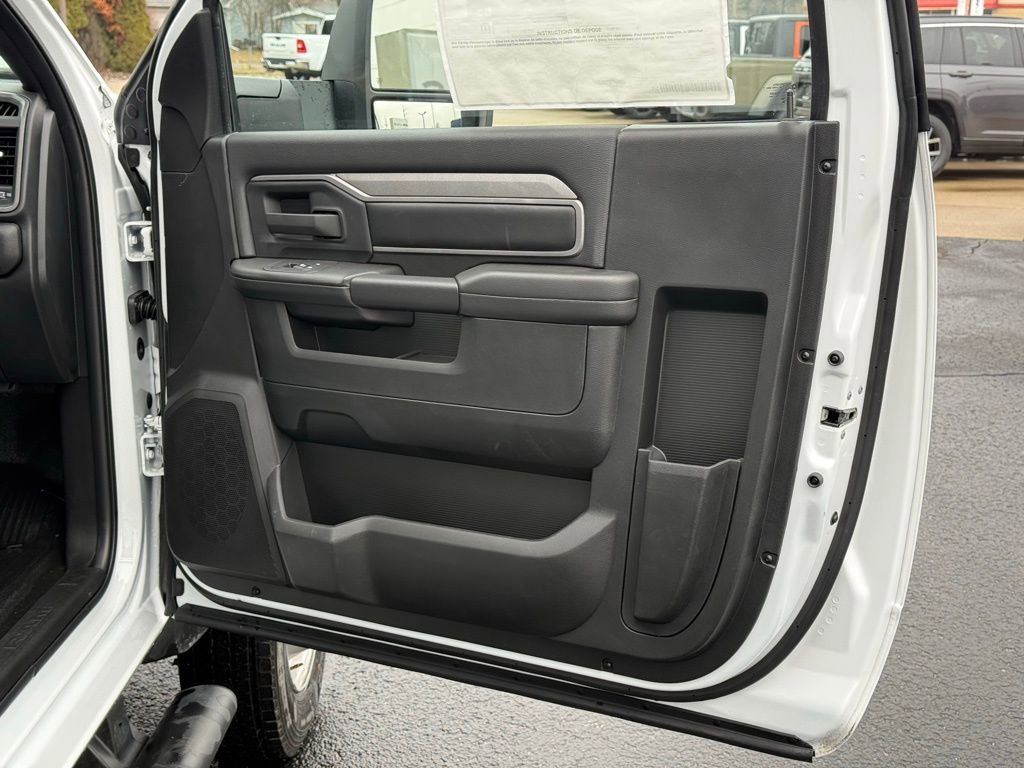 New 2026 RAM 5500 Tradesman w/ Chrome Appearance Group image 23
