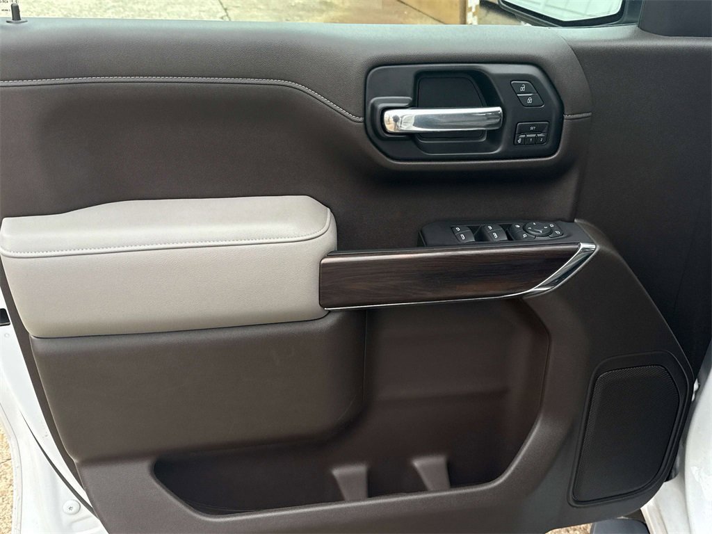 Used 2022 GMC Sierra 1500 SLT image 13
