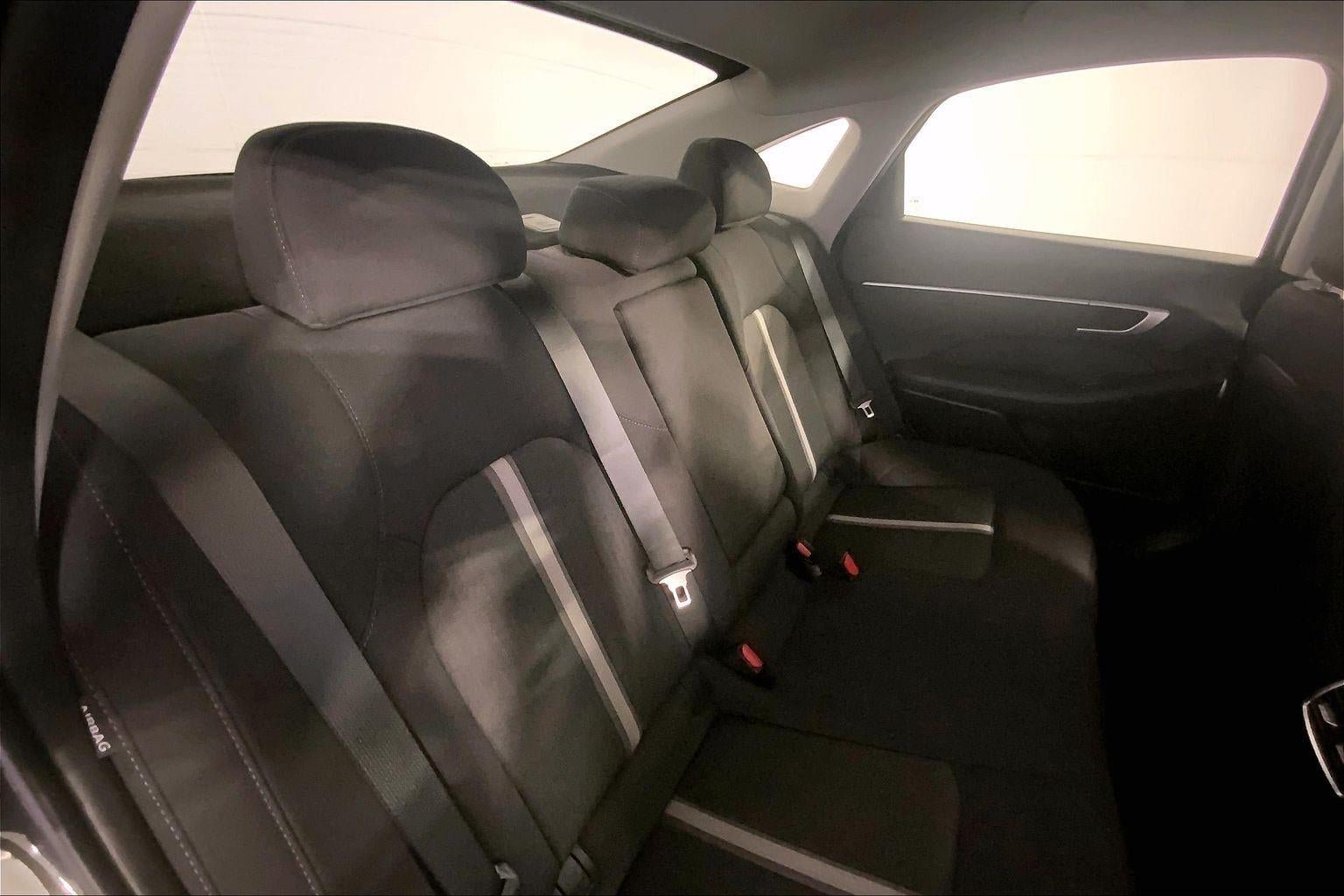 Used 2025 Hyundai Sonata SEL FWD image 23