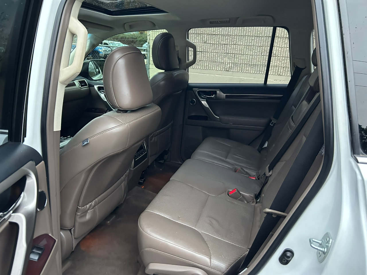 Used 2014 Lexus GX 460 Luxury image 14