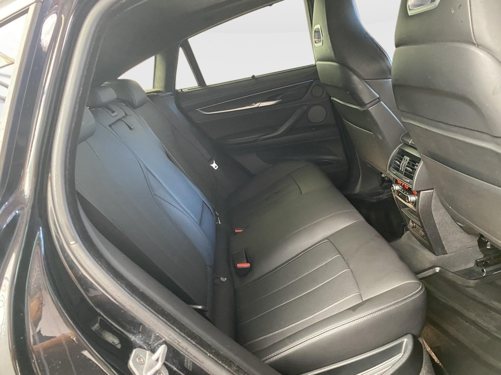 Used 2019 BMW X6 M w/ Premium Package AWD/4WD image 13