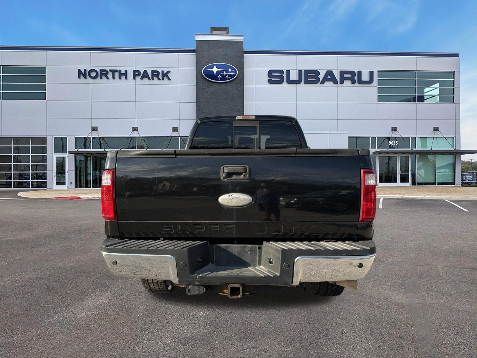 Used 2012 Ford F350 Lariat w/ Lariat Ultimate Pkg AWD/4WD image 4