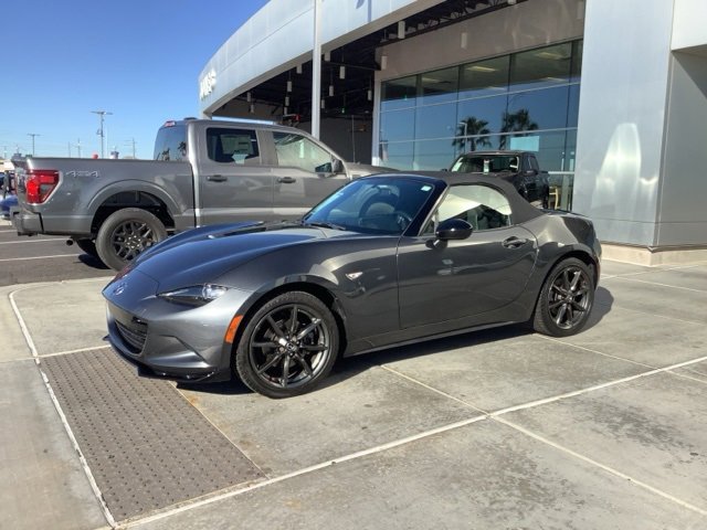 Used 2016 MAZDA MX-5 Miata Club image 2