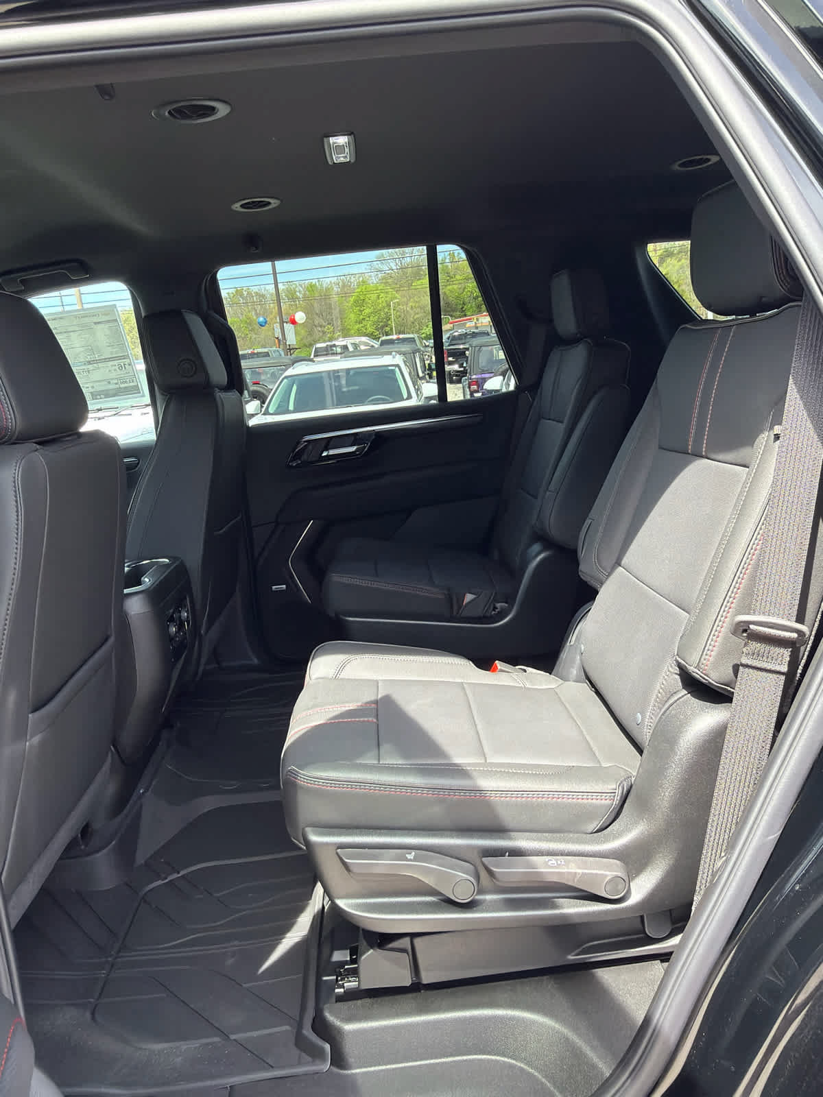 New 2026 Chevrolet Tahoe RST w/ RST Performance Edition image 13