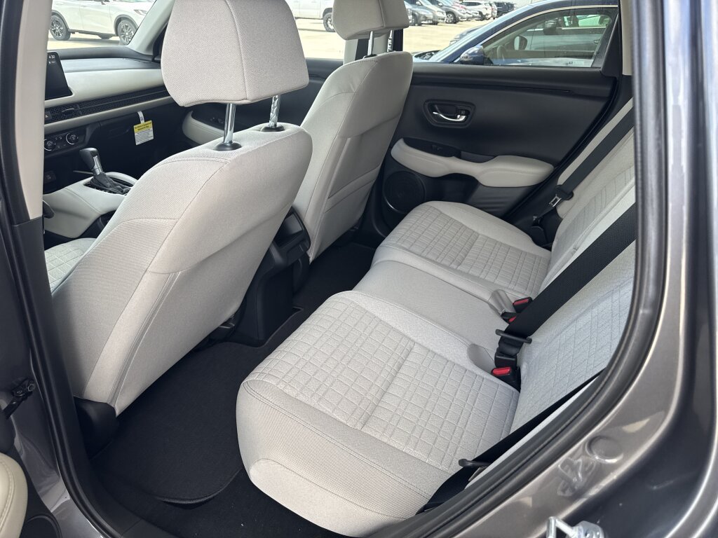 New 2027 Honda HR-V LX image 9