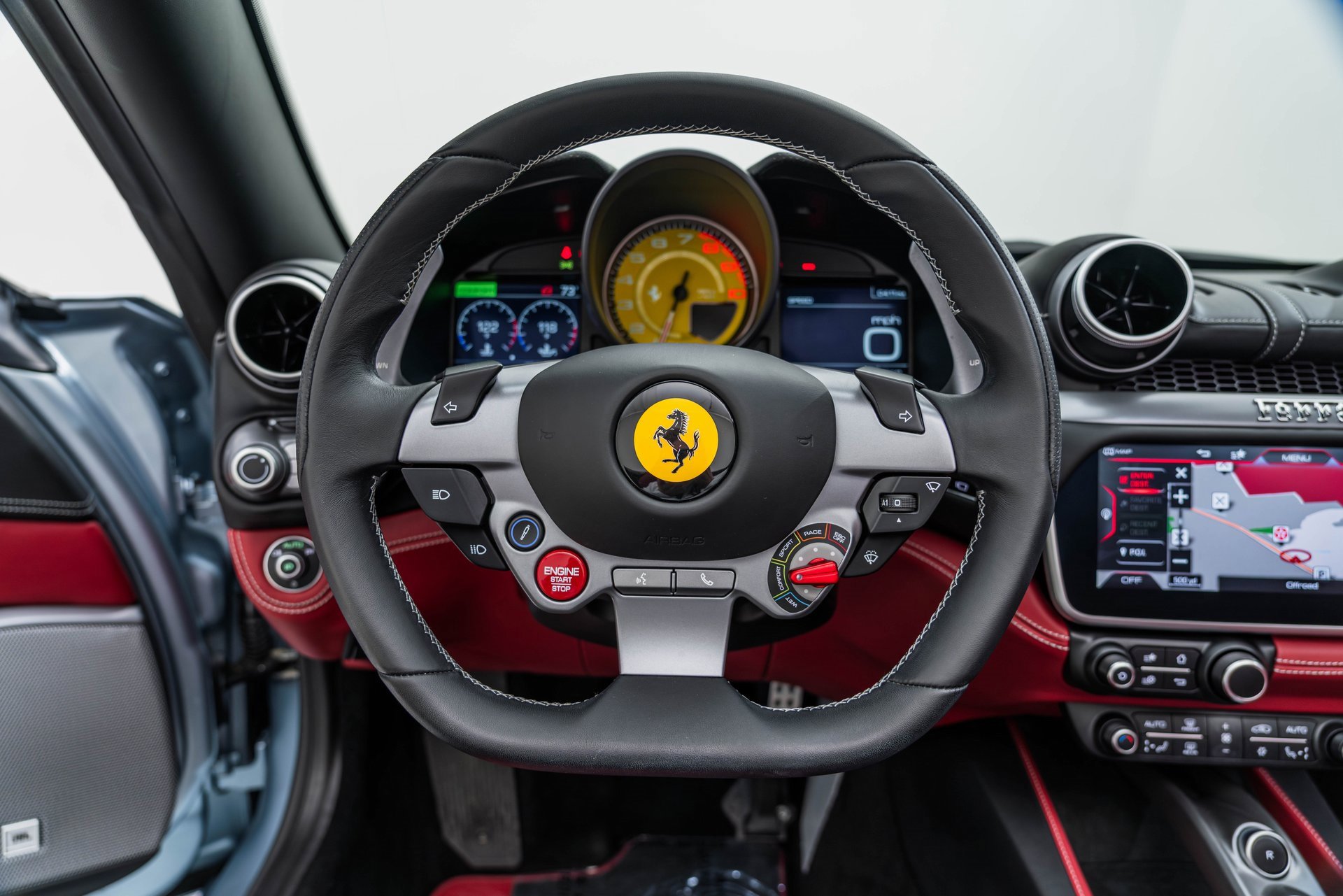 Certified 2022 Ferrari Portofino M image 34
