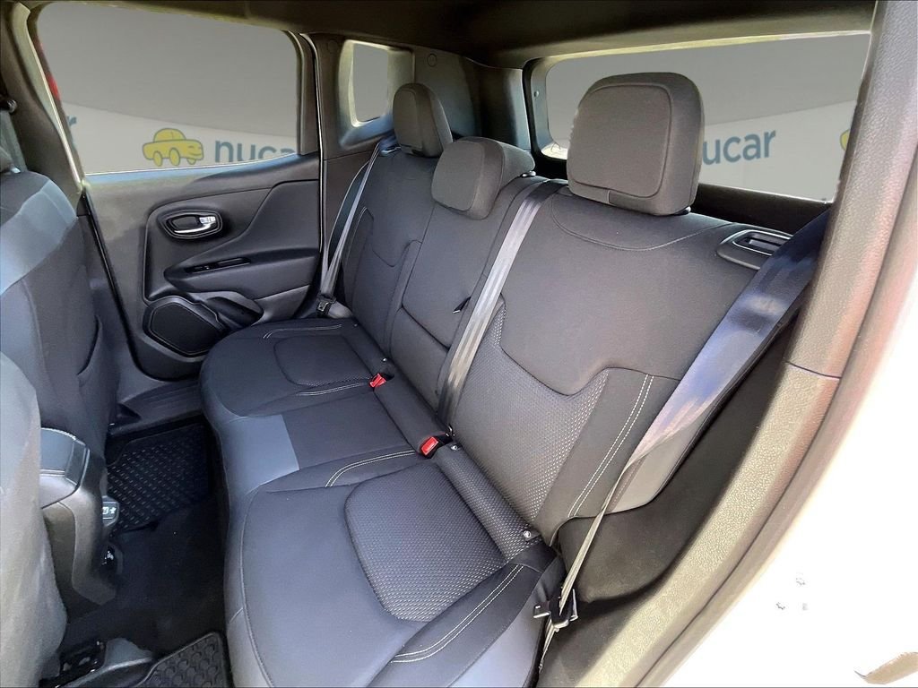 Used 2022 Jeep Renegade Altitude w/ Convenience Group AWD/4WD image 14