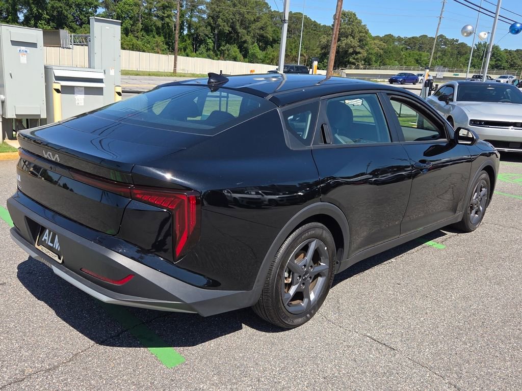 Used 2025 Kia K4 FWD image 12