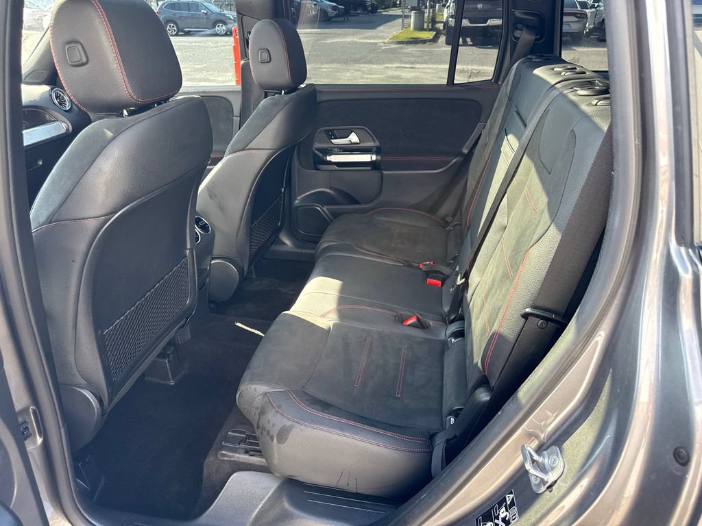 Used 2023 Mercedes-Benz GLB 250 w/ AMG Line image 11