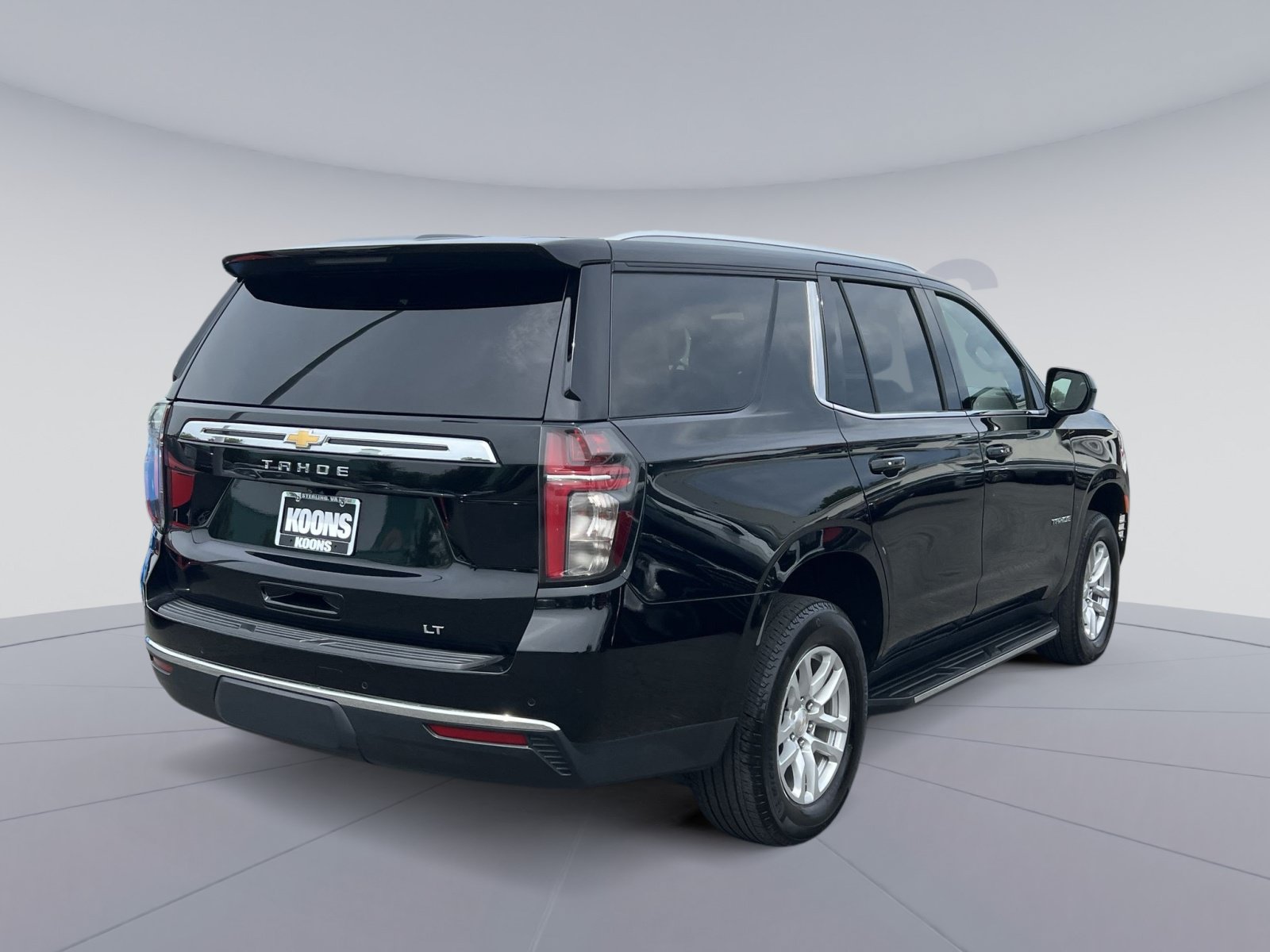 Used 2024 Chevrolet Tahoe LT AWD/4WD image 16
