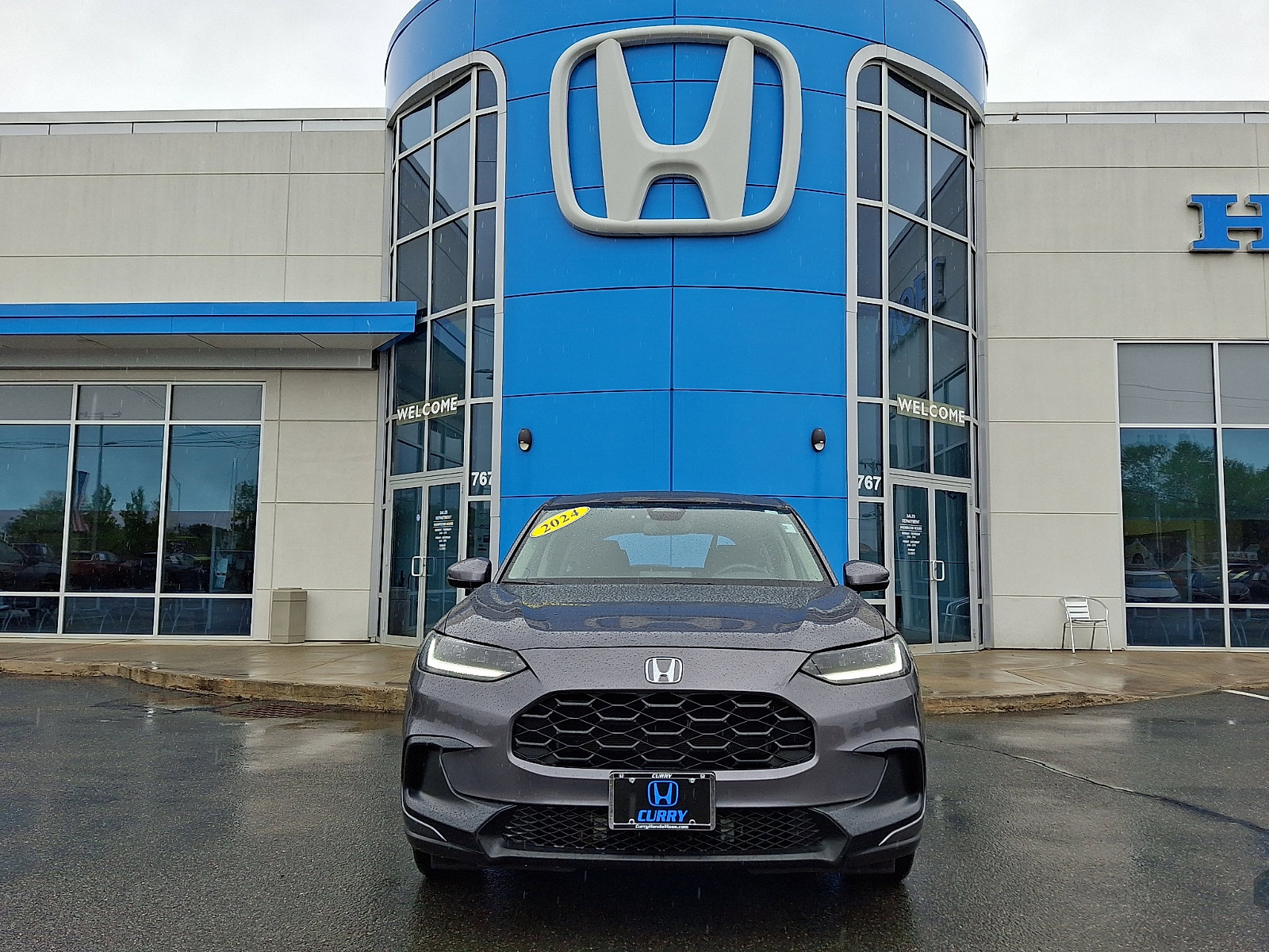 Used 2024 Honda HR-V LX image 2
