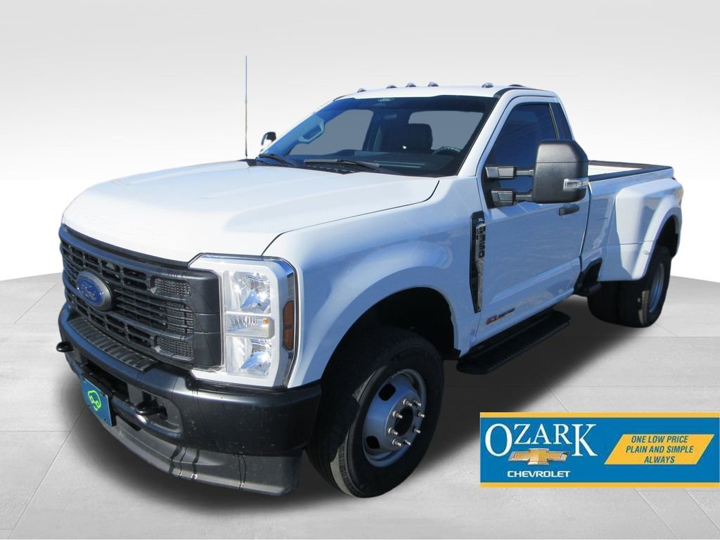 Used 2024 Ford F350 XL image 1