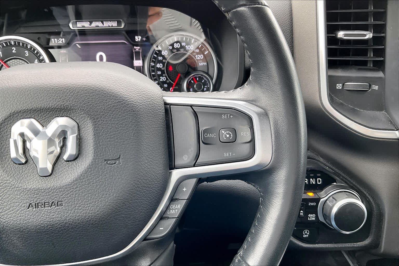 Used 2022 RAM 1500 Big Horn AWD/4WD image 23