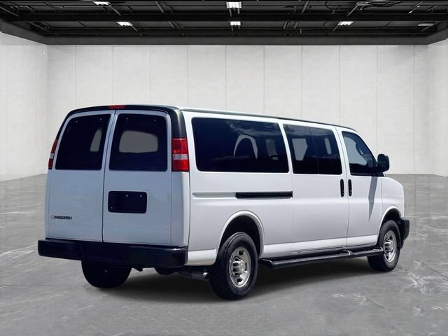 Used 2023 Chevrolet Express 3500 LS RWD image 5