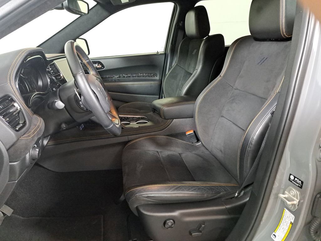 Used 2023 Dodge Durango R/T w/ Hemi Orange Plus Package image 12