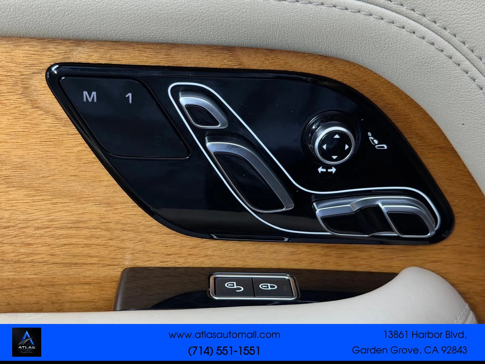 Used 2018 Land Rover Range Rover Supercharged AWD/4WD image 28