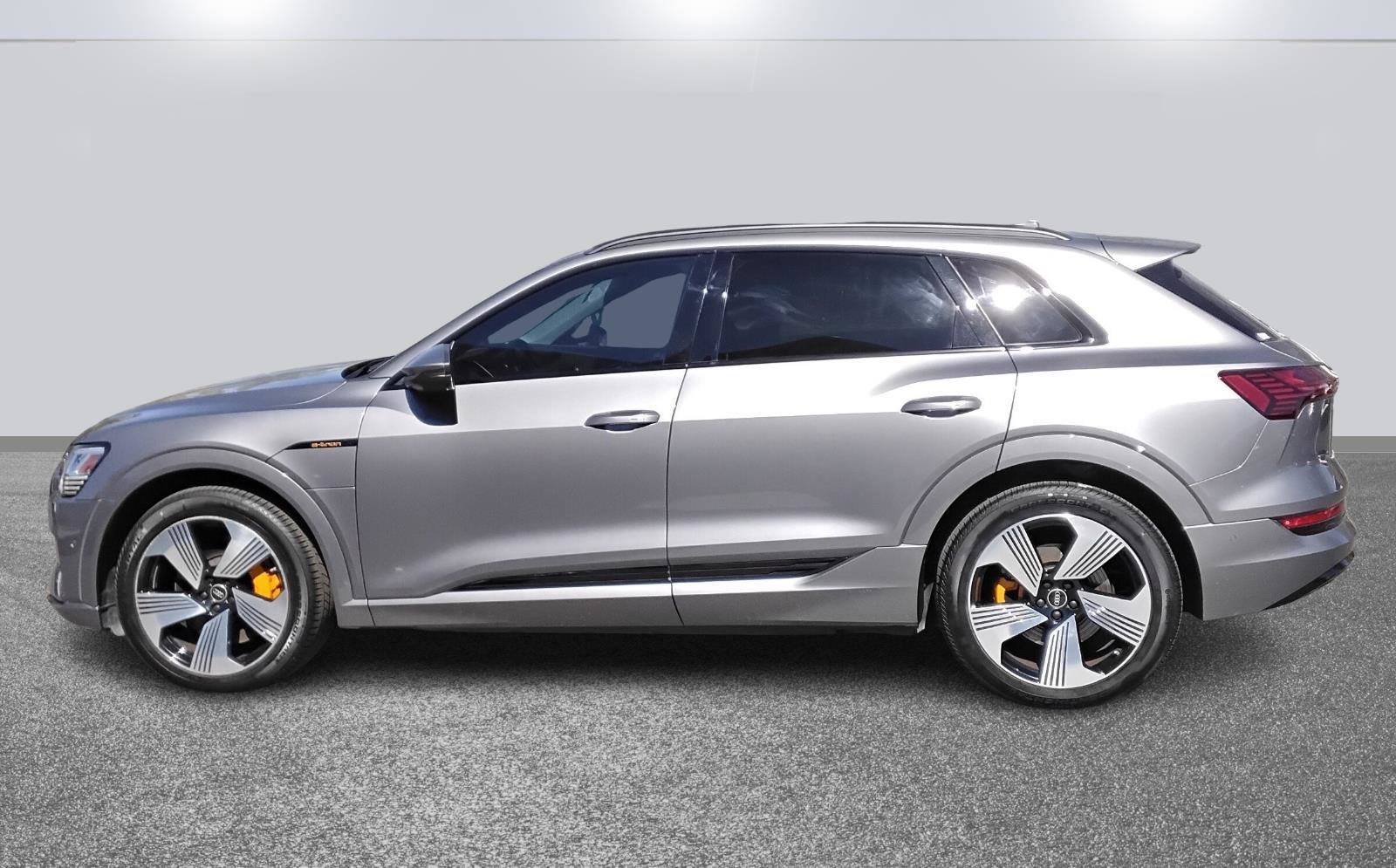 Used 2023 Audi e-tron Premium Plus w/ Premium Plus Package image 6