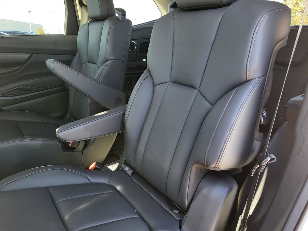 Certified 2025 Subaru Ascent Bronze Edition image 16