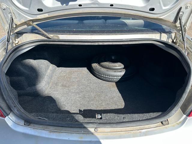 Used 2001 Chrysler Sebring LX FWD image 16