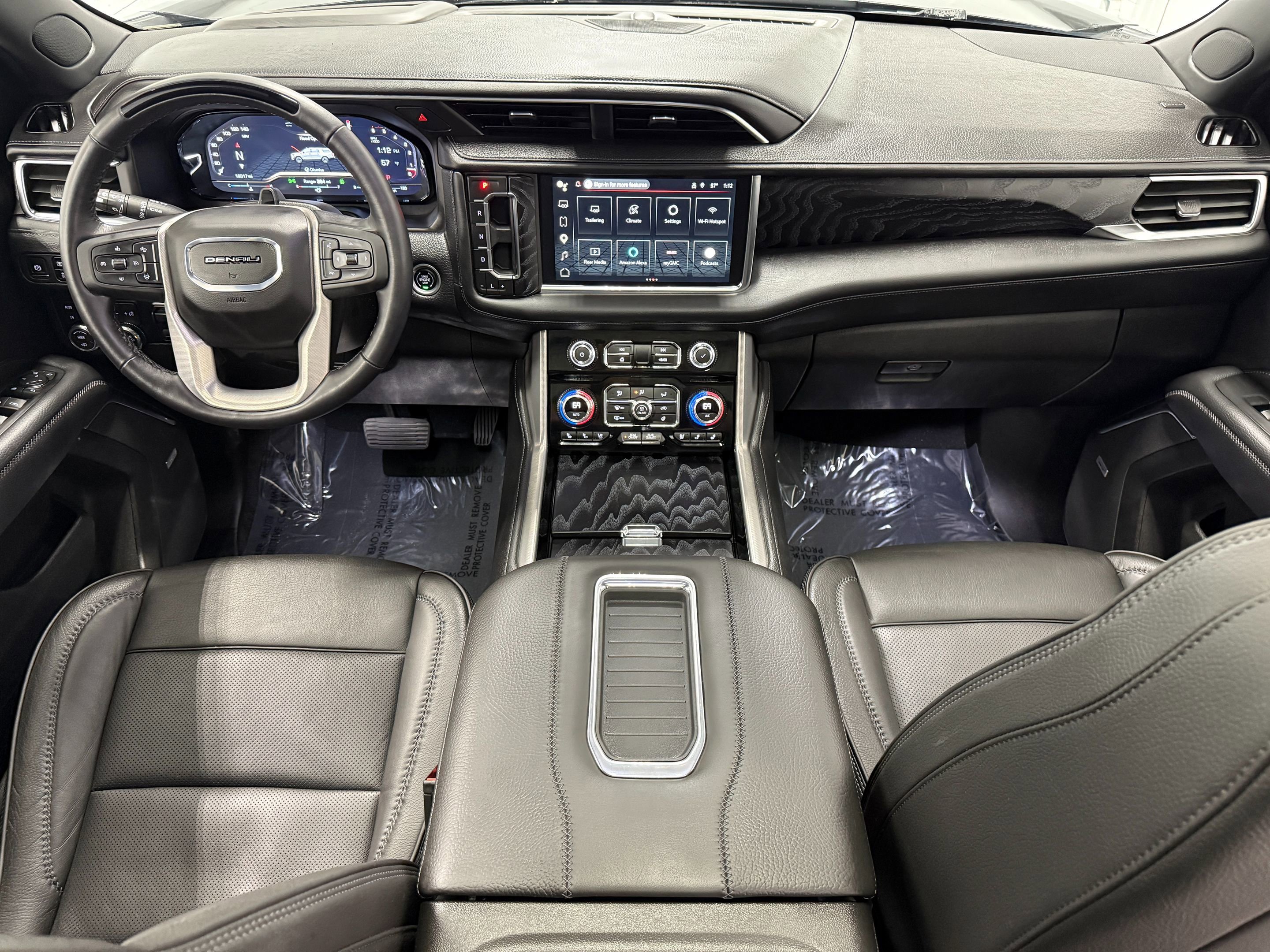 Used 2024 GMC Yukon Denali w/ Advanced Technology Package AWD/4WD image 20
