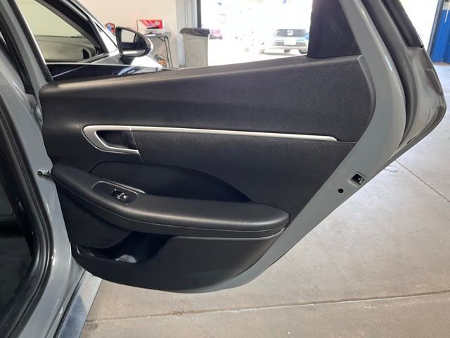 Used 2021 Hyundai Sonata SE w/ Cargo Package image 15