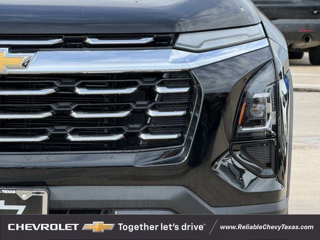 Used 2026 Chevrolet Equinox LT FWD image 4
