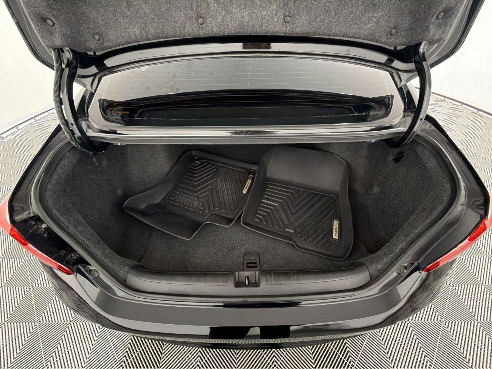 Used 2019 Honda Accord Sport image 24