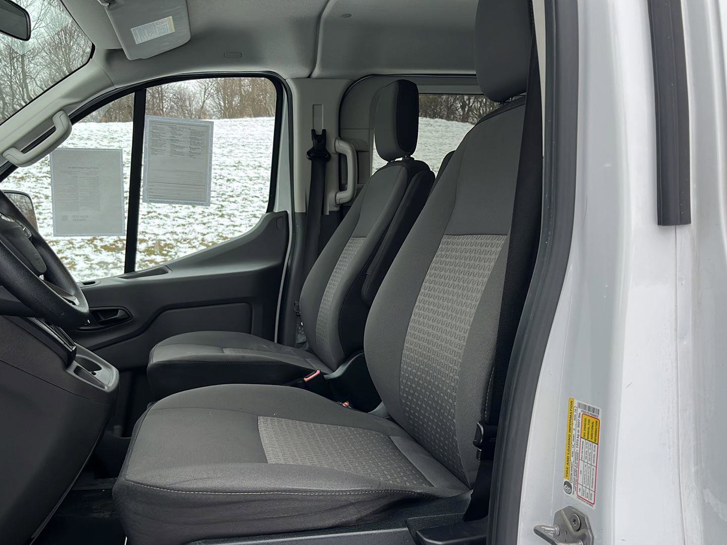 Used 2023 Ford Transit 350 XLT image 10