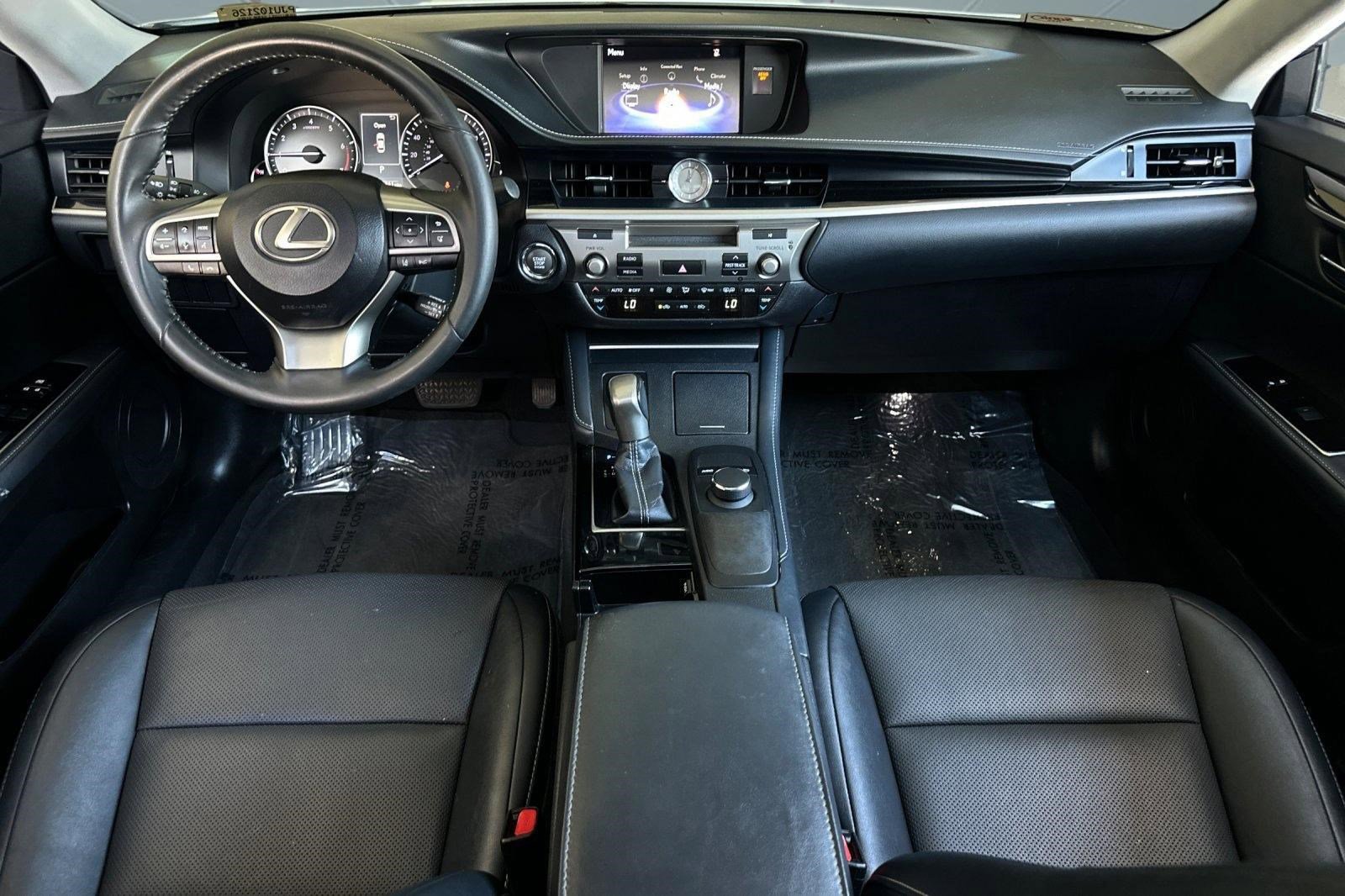 Used 2018 Lexus ES 350 w/ Accessory Package image 16
