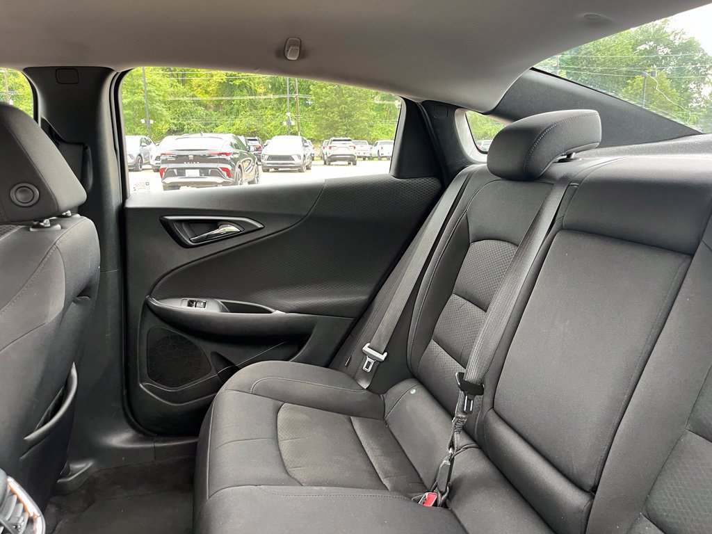 Used 2023 Chevrolet Malibu LT w/ Driver Confidence Package FWD image 17