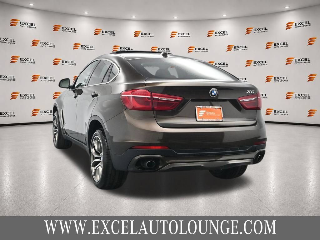 Used 2017 BMW X6 xDrive35i w/ Premium Package Enhanced AWD/4WD image 3