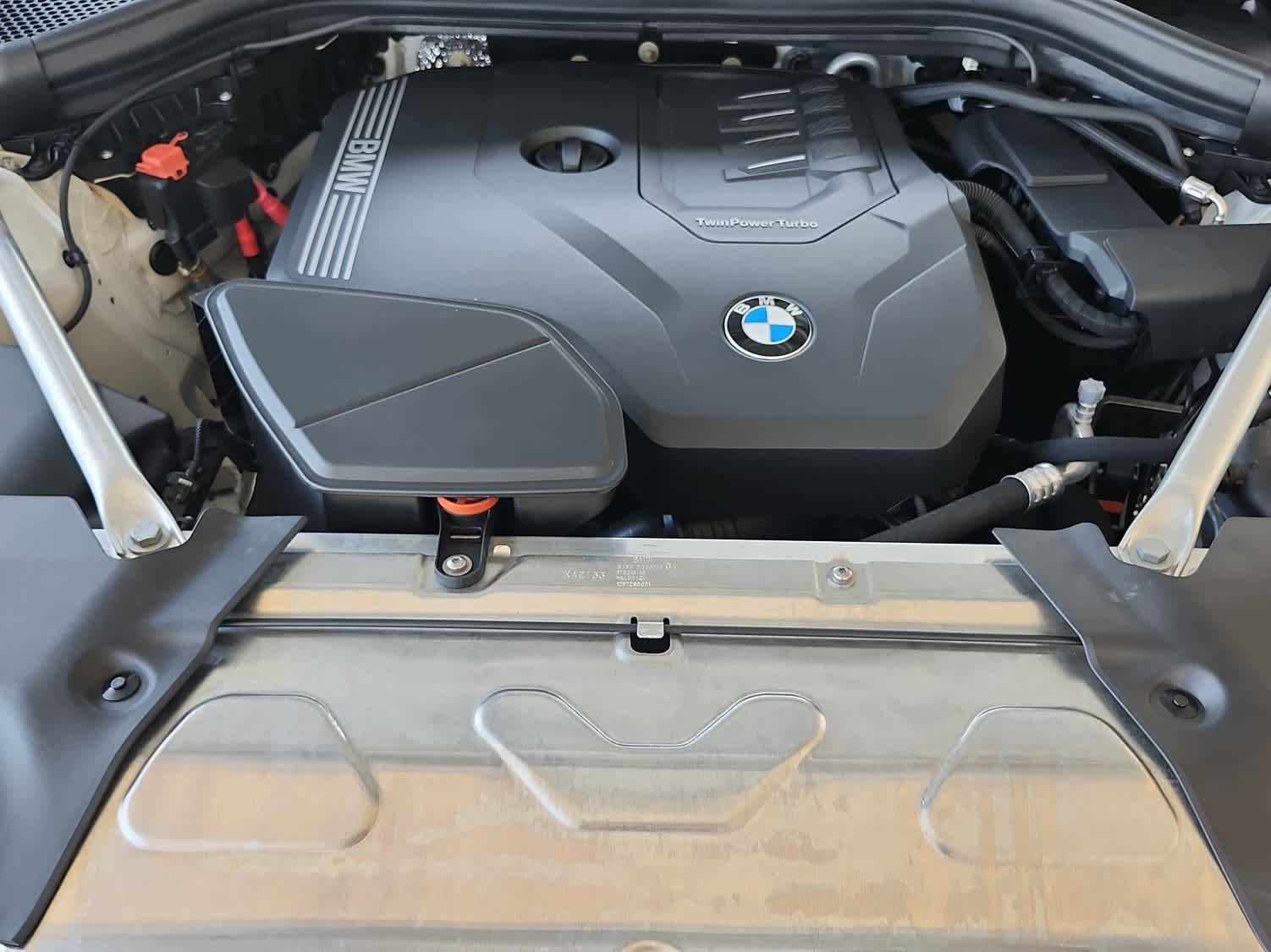 Used 2025 BMW X4 xDrive30i w/ Premium Package AWD/4WD image 23