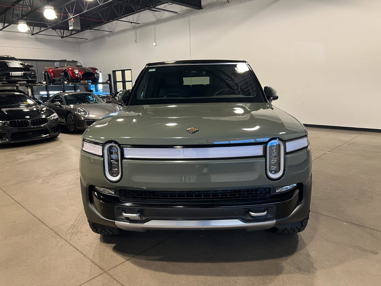 Used 2023 Rivian R1S Launch Edition image 8