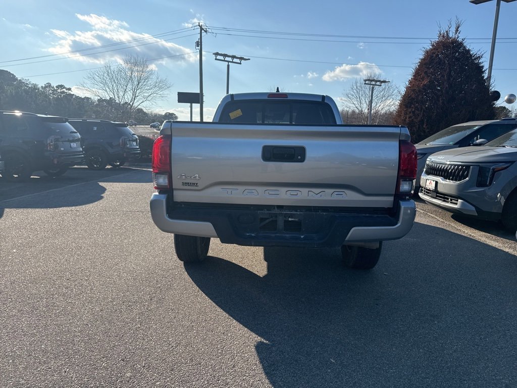 Used 2023 Toyota Tacoma SR w/ SR Convenience Package image 4