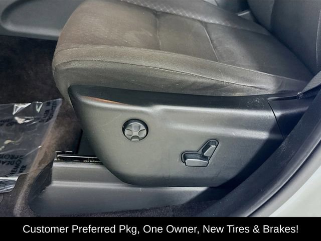 Used 2019 Jeep Grand Cherokee Laredo image 18